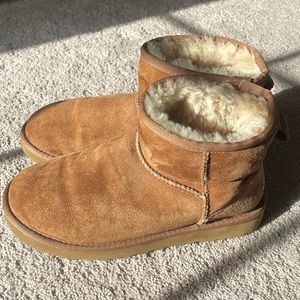 UGG Classic Mini II Boot